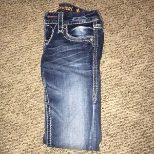 Women’s Rock Revival skinny jeans